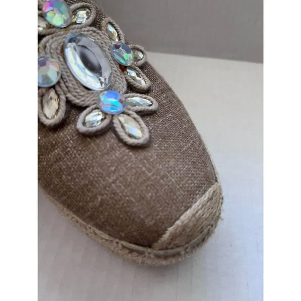 Klub Nico Women's Espadrille Tan Canvas w/ Metallic Thread Size 8